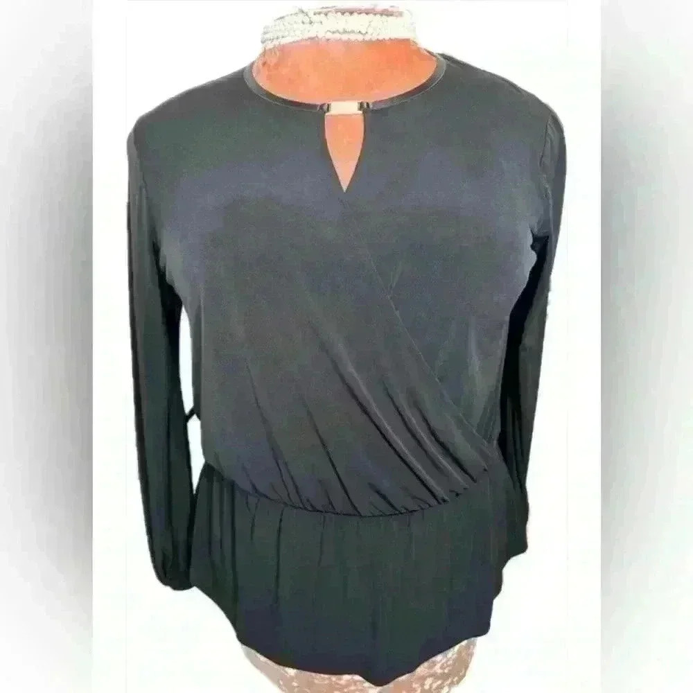 Ellen Tracy Black Blouse (H9)